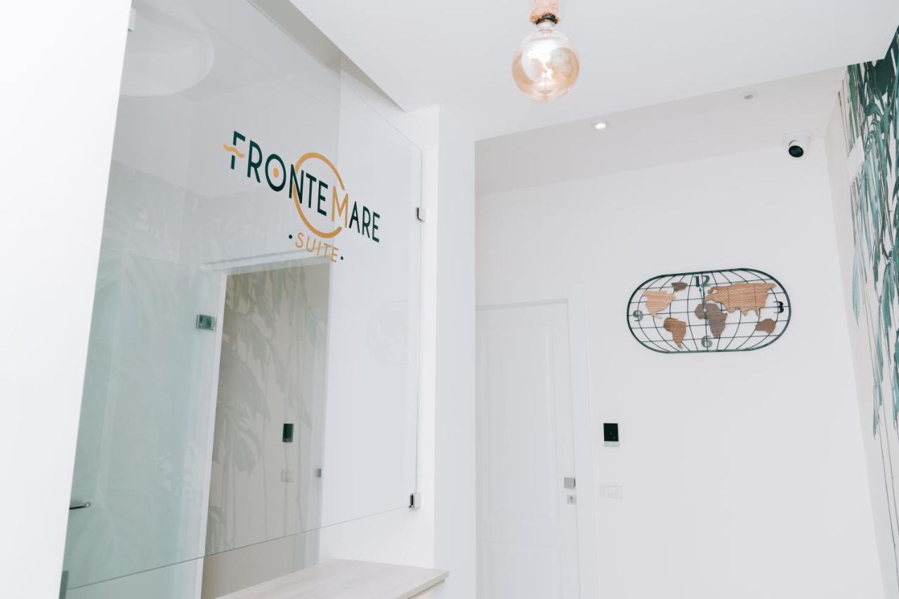 Frontemare Suite Кастелламмаре-ді-Стабія Екстер'єр фото